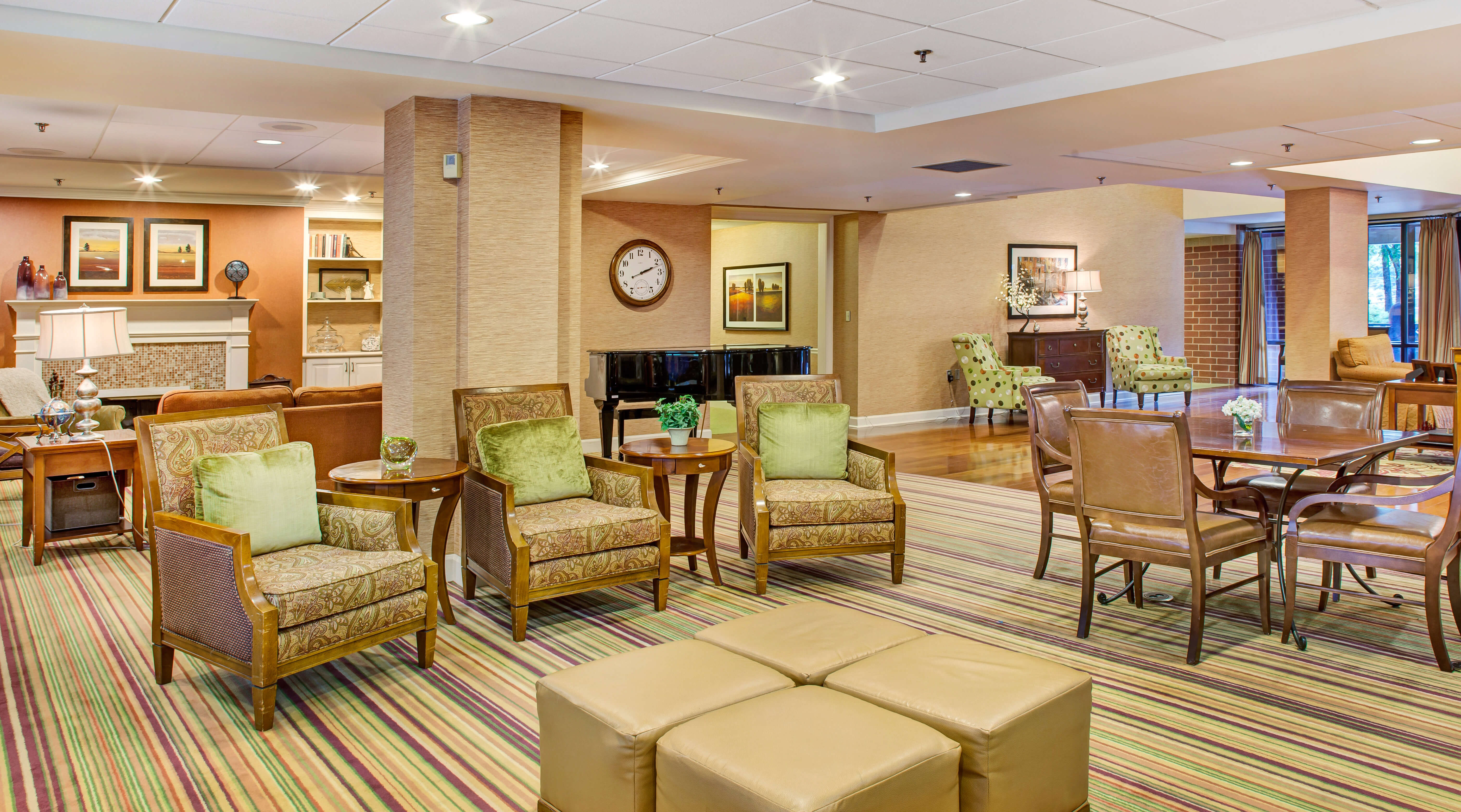 Sunrise at Huntcliff Summit I | Sitting Area