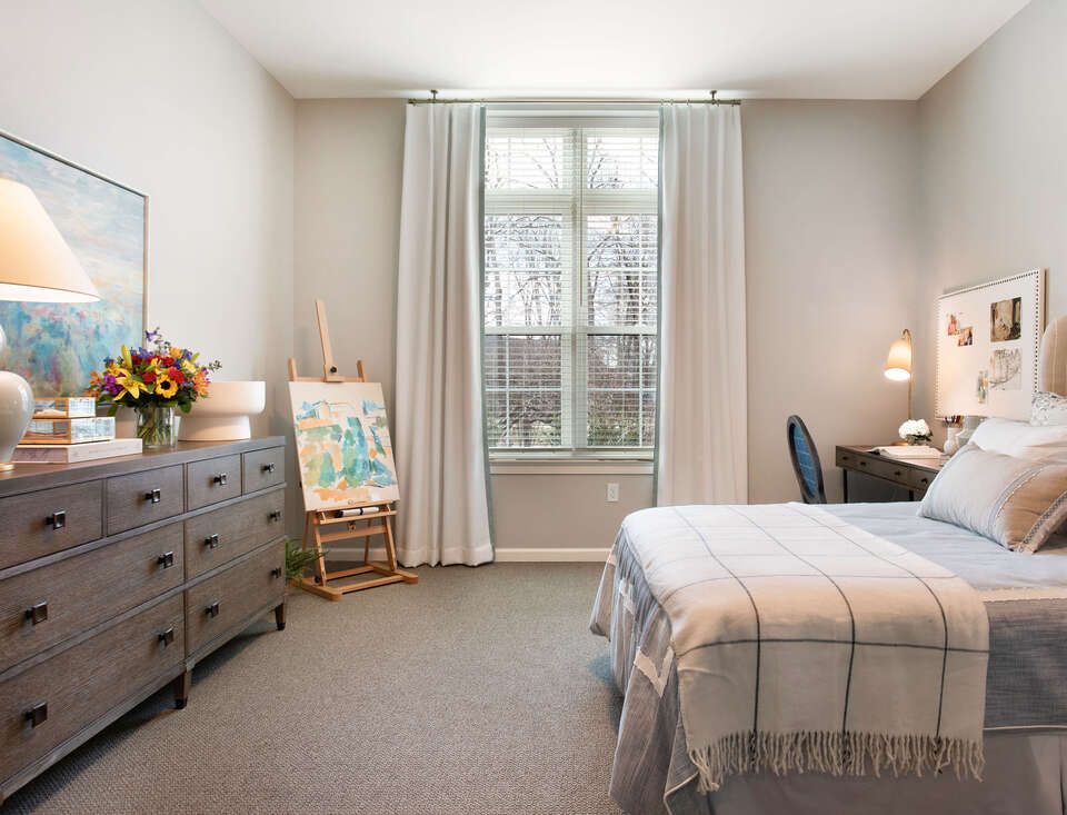 Sunrise of McLean Village | Suite Bedroom