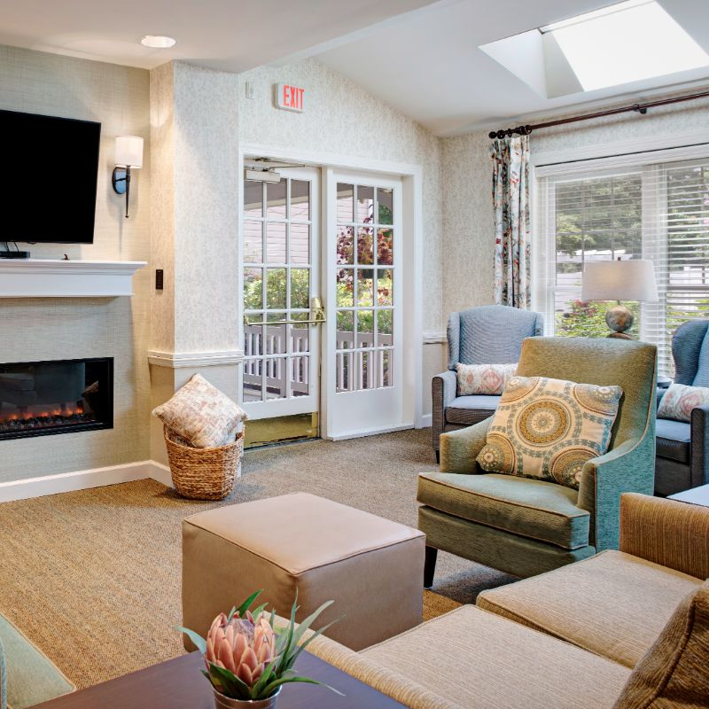 Sunrise of North Lynbrook | Living Room