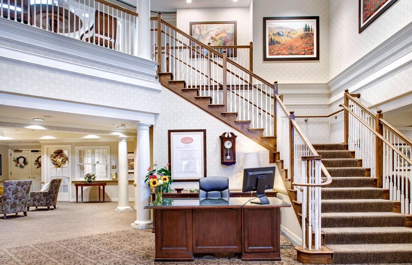 Sunrise of Flossmoor I lobby