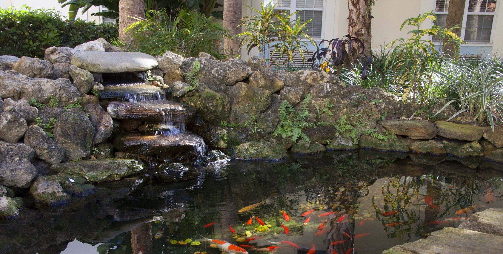 Outdoor Pond at Stratford Court of Boca Raton