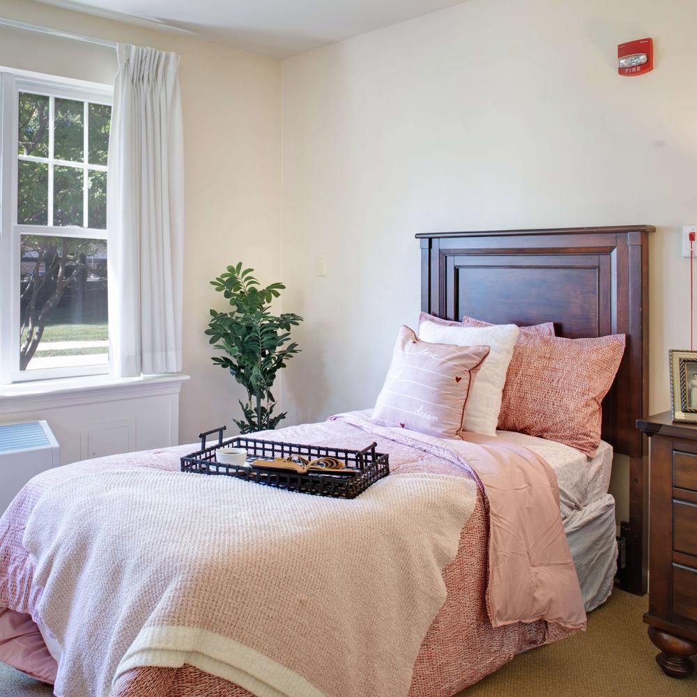 Sunrise of Flossmoor | Bedroom