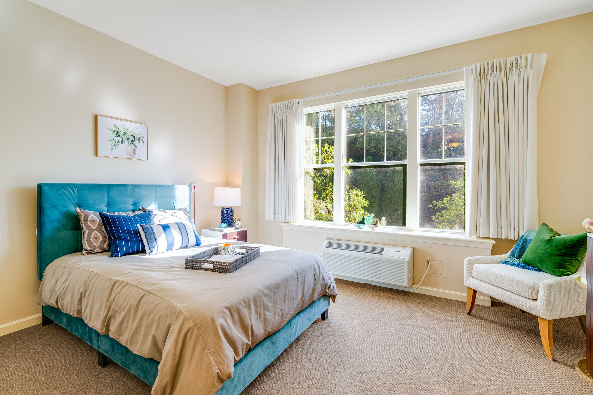 Sunrise of Louisville | Model Bedroom