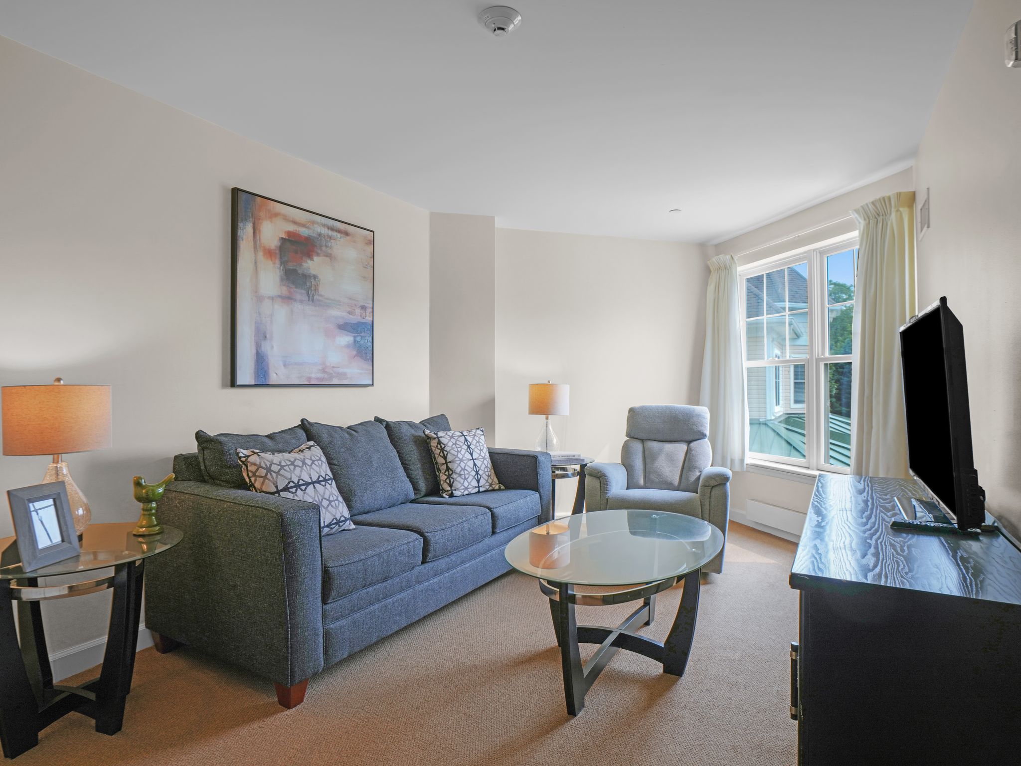 Model Suite Living Room | Sunrise of Dix Hills