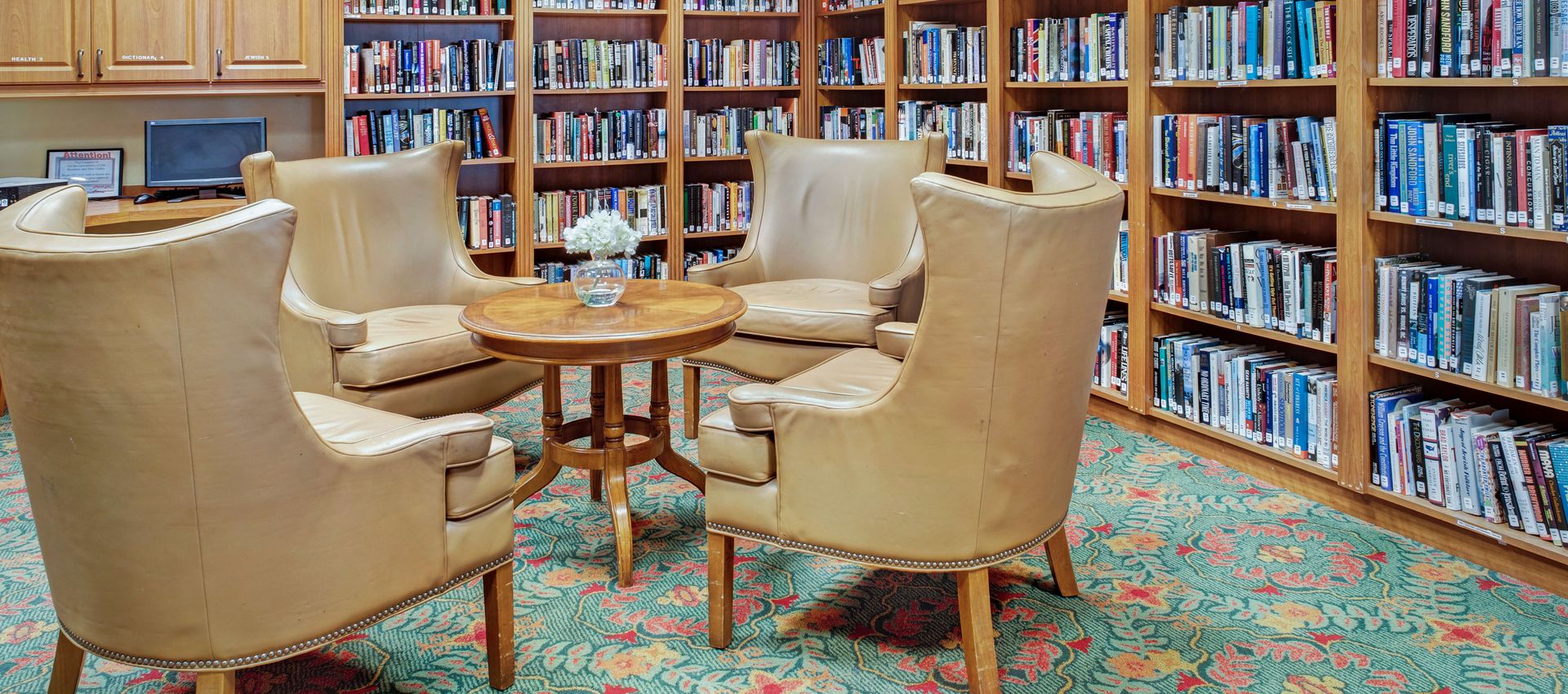 Stratford Court of Boca Pointe | Library