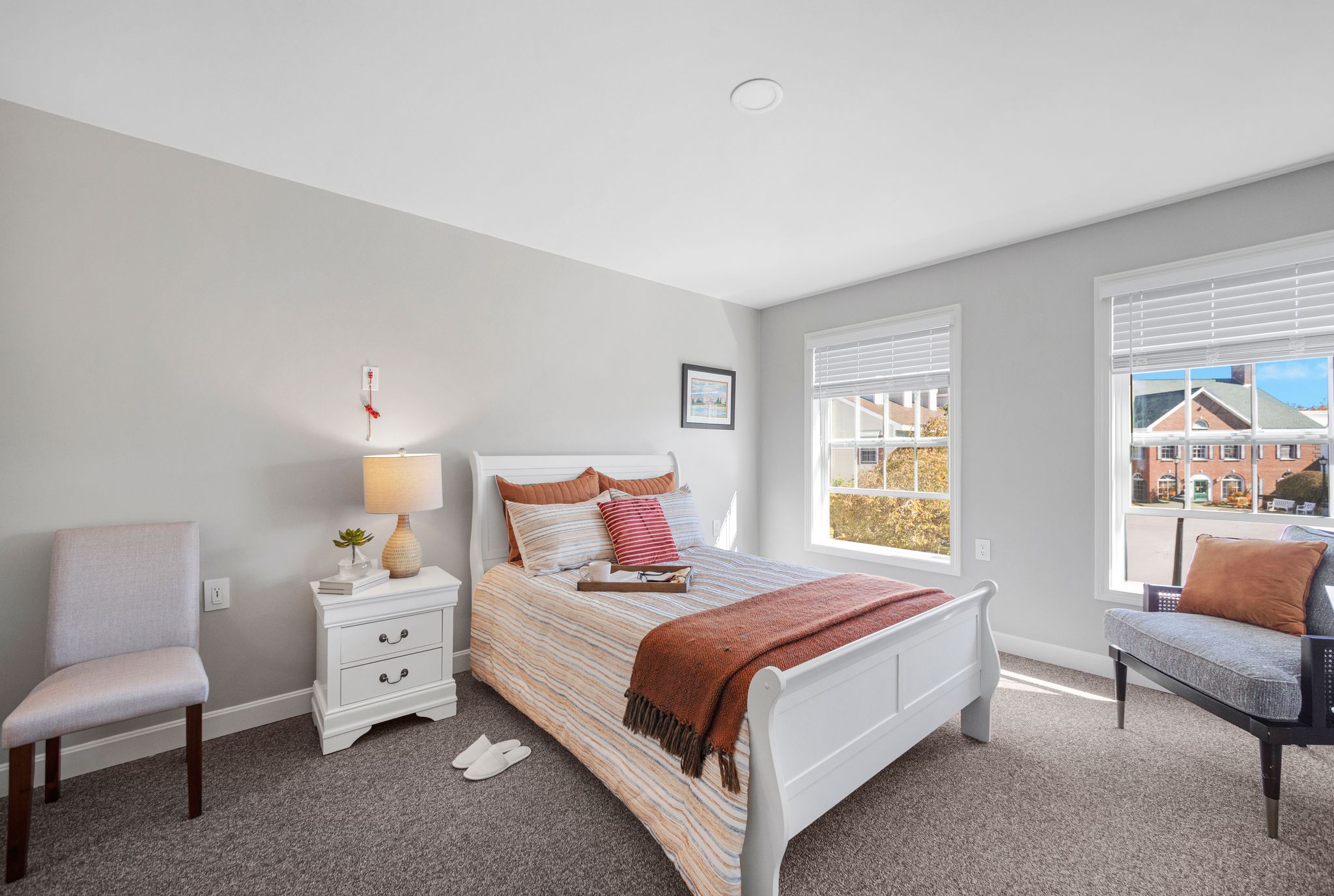 Huntington Common | Model Suite Bedroom