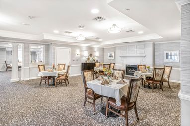 Sunrise of Leawood | Dining Room