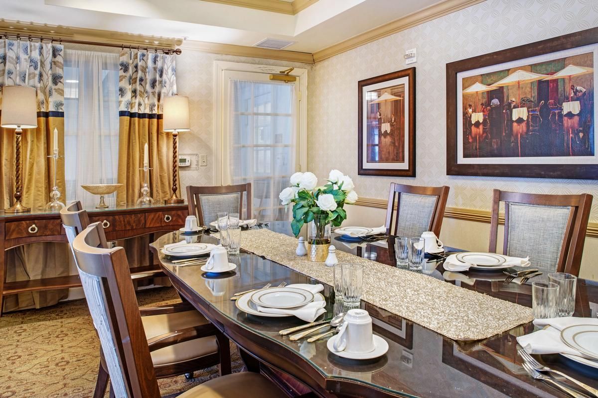 Sunrise of Metairie I private dining