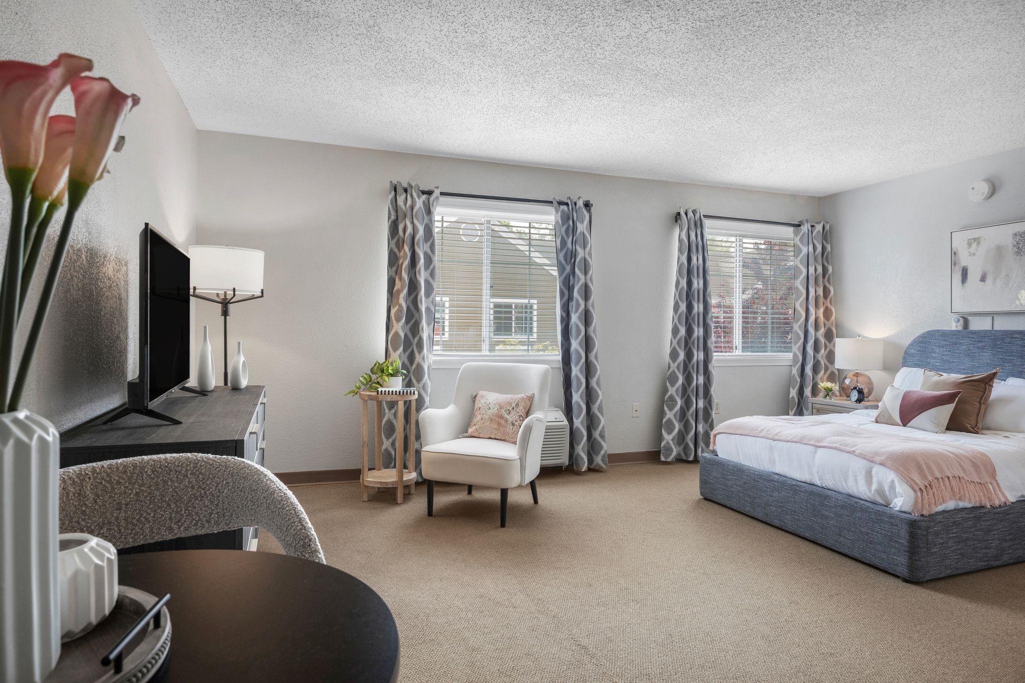 Brighton Gardens of Edison | Model Bedroom