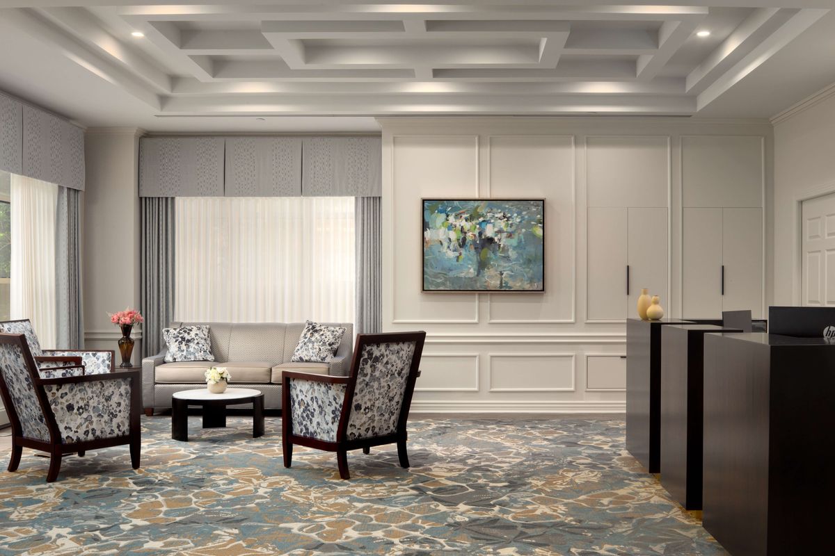 Maplewood Park Place I concierge