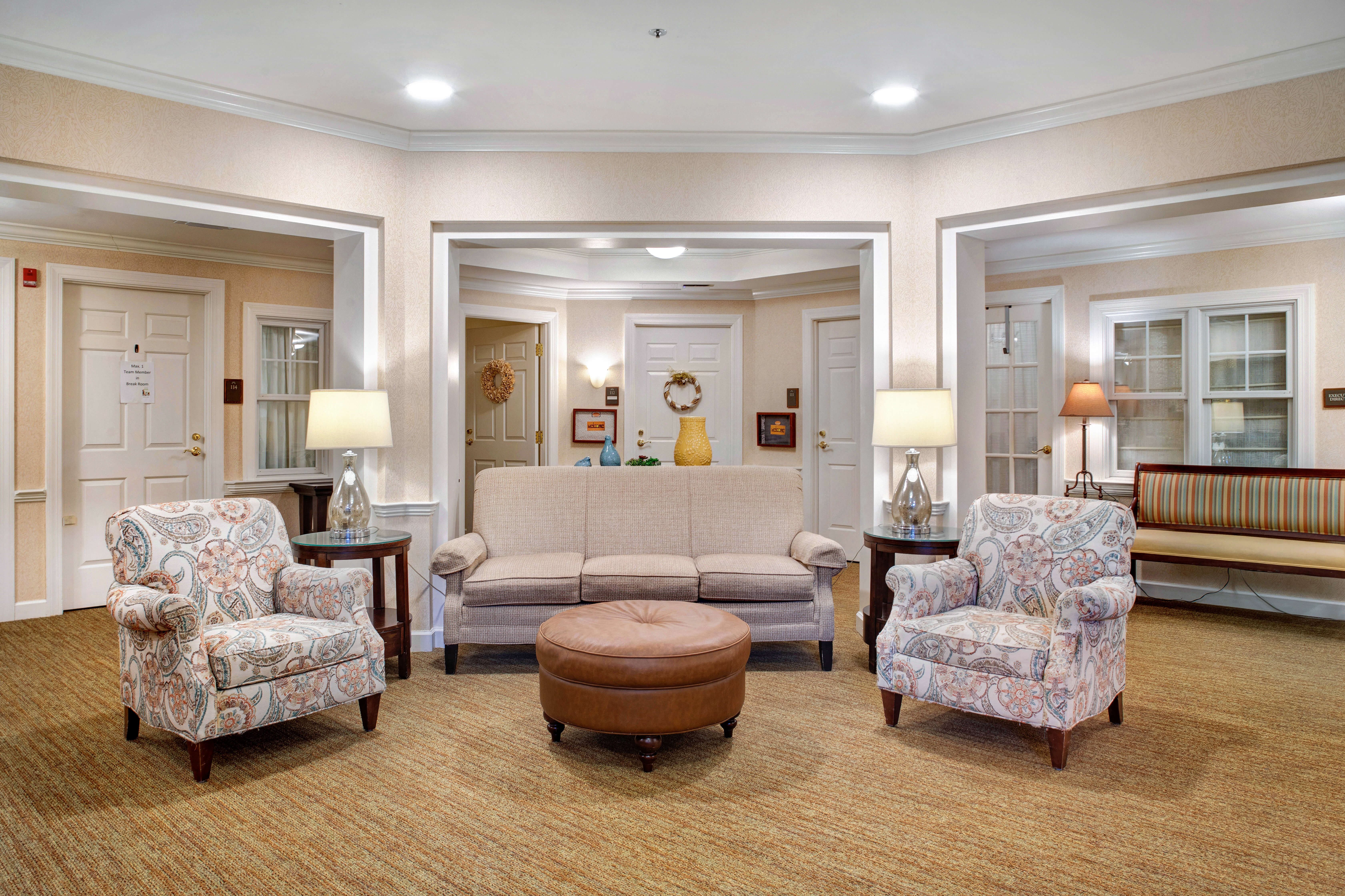 Sunrise of Richmond Hill | Living Room