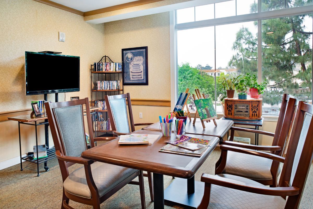 Sunrise of Bonita Activity Room