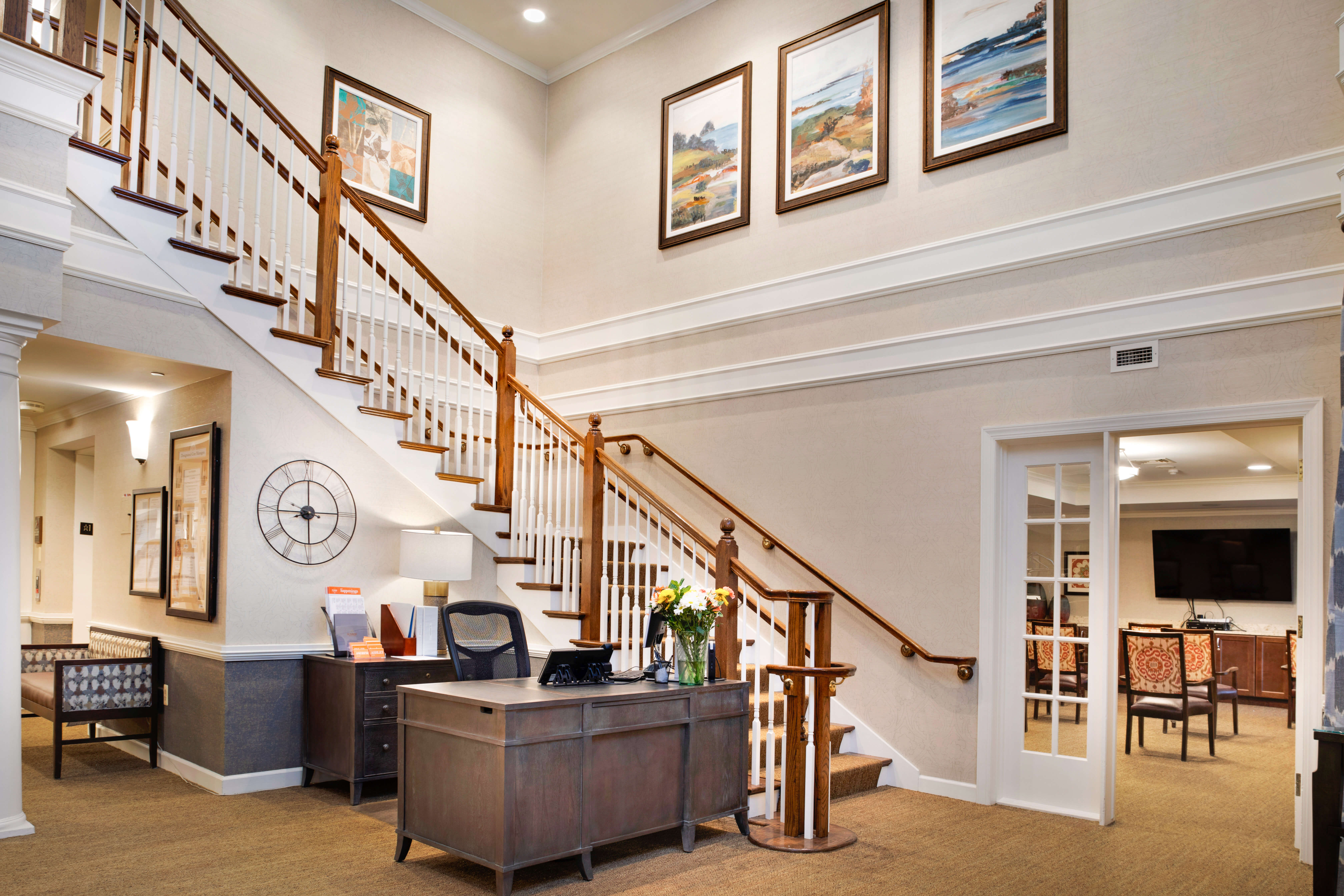 Sunrise of Troy | Lobby