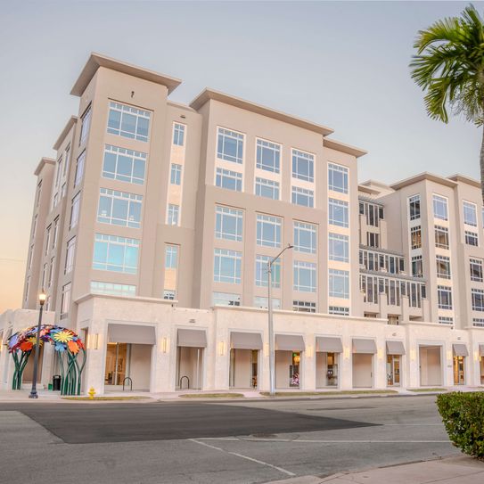 Sunrise of Coral Gables, Exterior