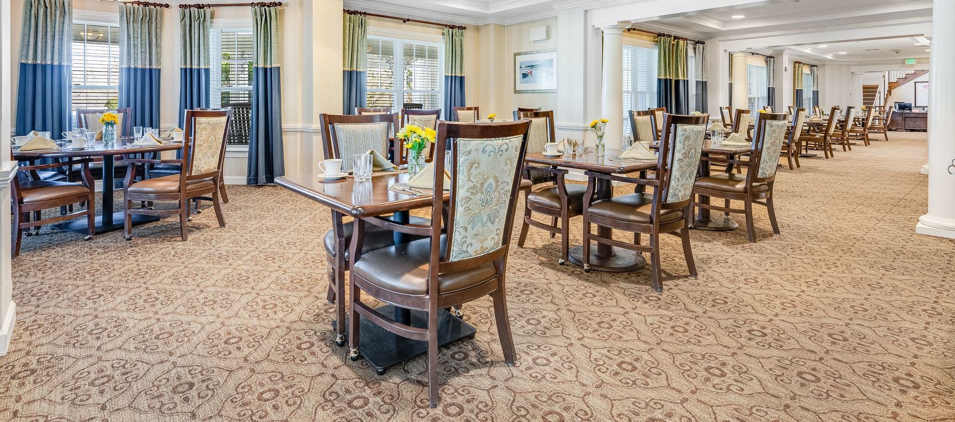 Sunrise of Cohasset Dining Room