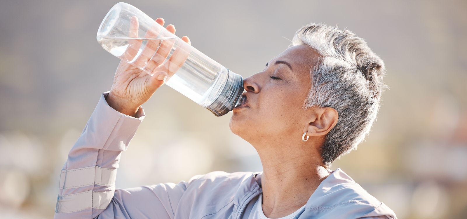 blog-senior-hydration-adobestock-558847897.jpeg
