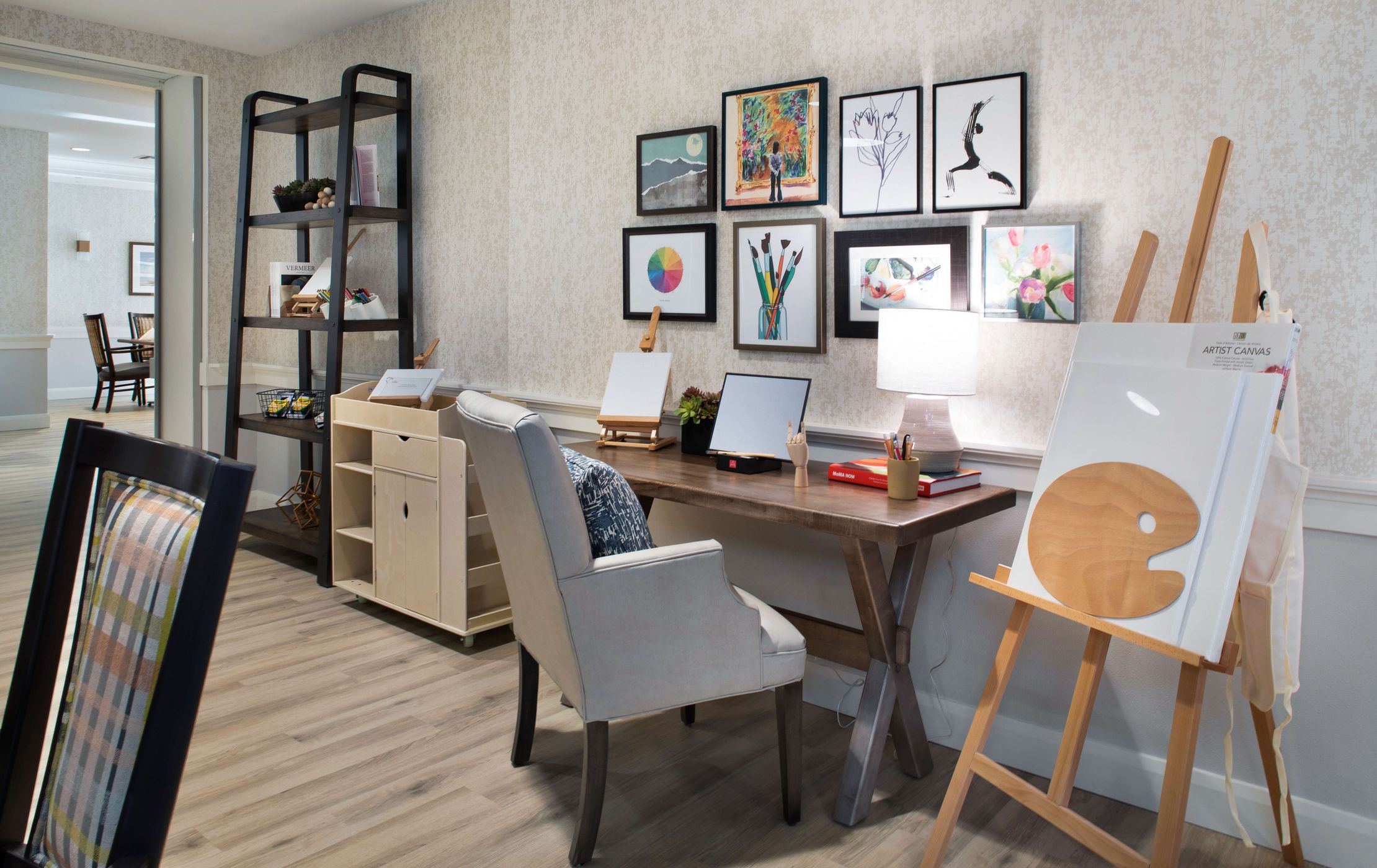 Sunrise of Redwood City I activity room