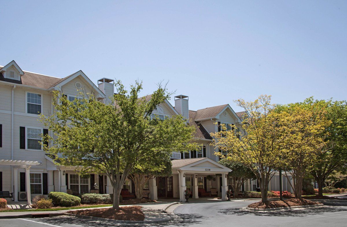 Welcome to Brighton Gardens of Greensboro
