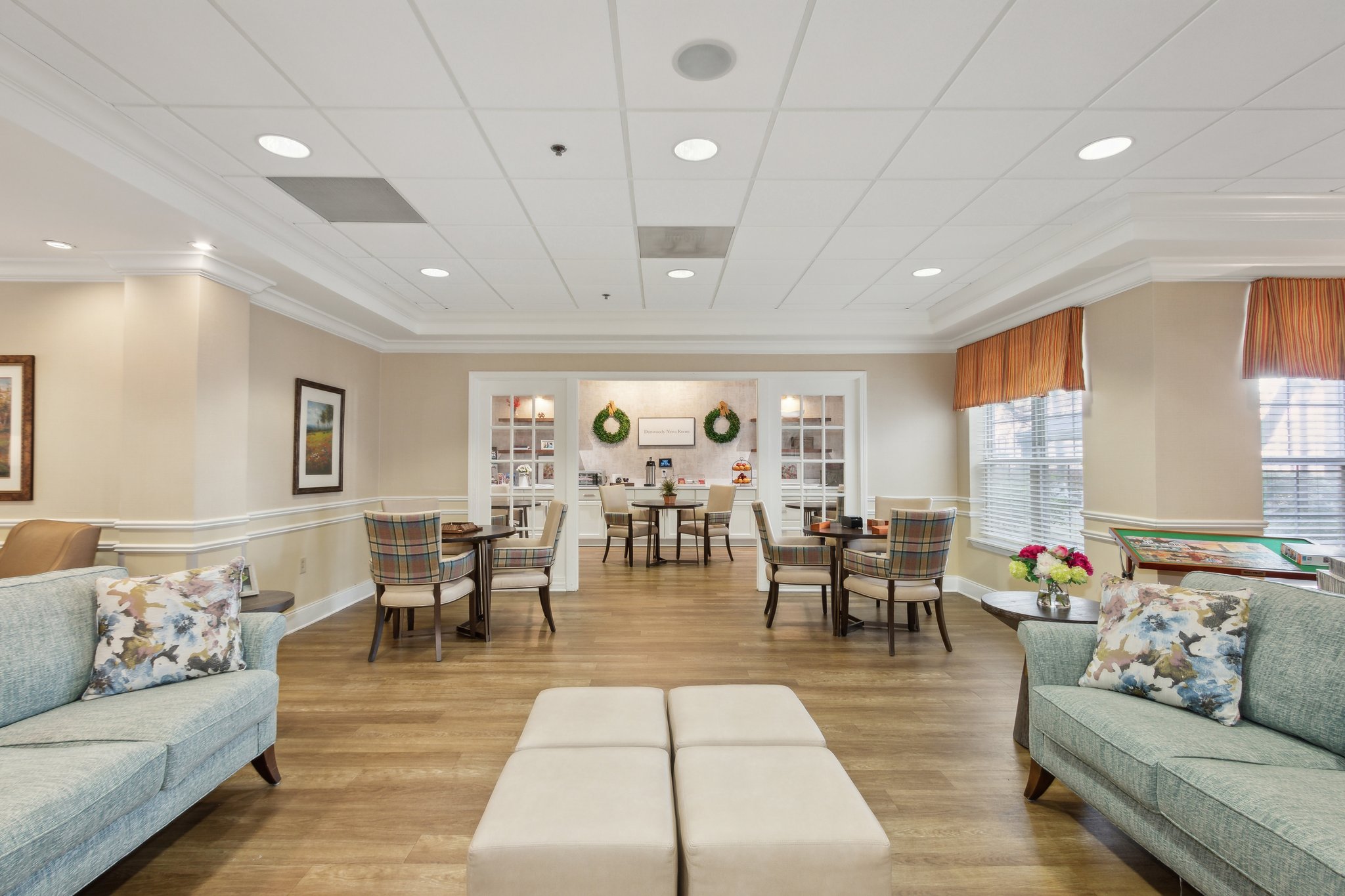 Living Room | Brighton Gardens of Dunwoody 