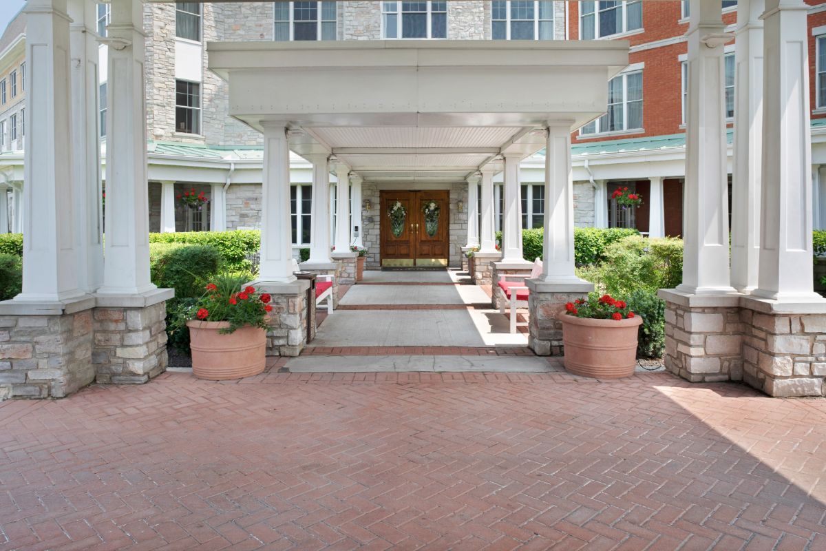 Virtual Tour & Photo Gallery Sunrise of Dollard des Ormeaux, QC