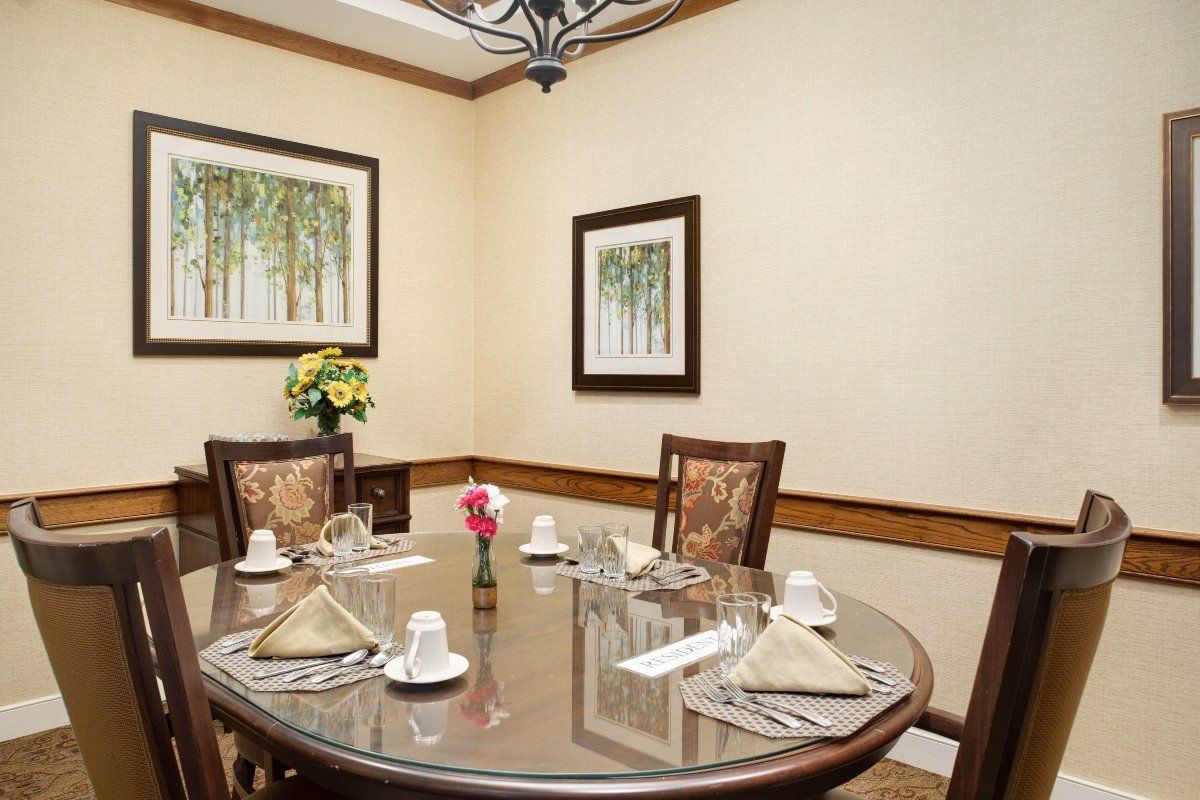 Sunrise of Huntington Beach Private Dining Room