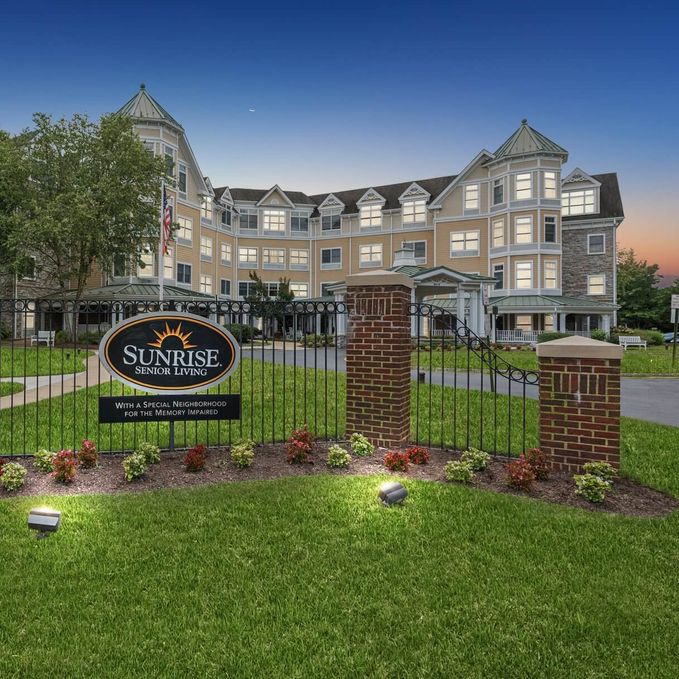 Welcome to Sunrise of McLean!