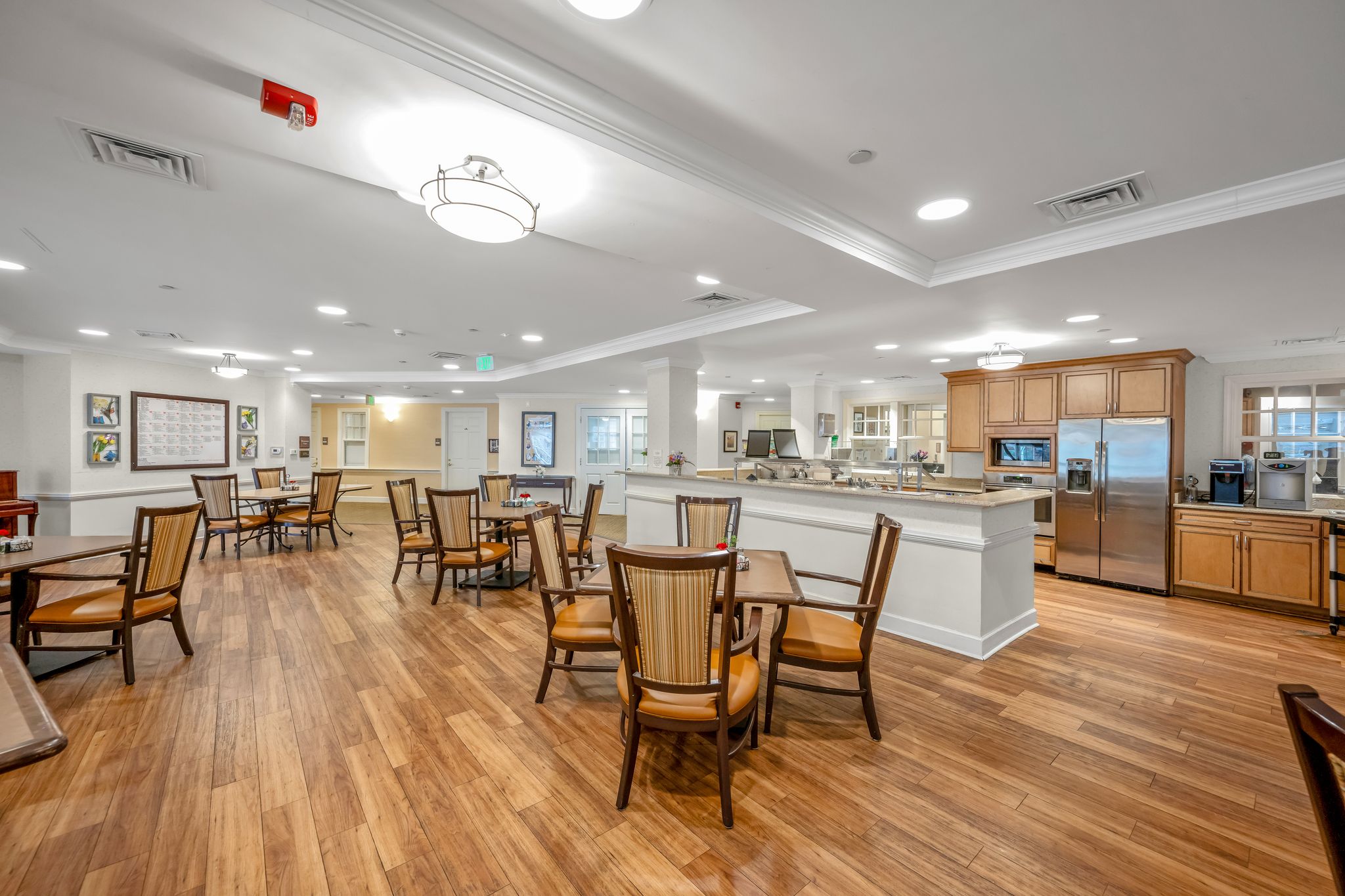 Bistro | Sunrise at Orchard