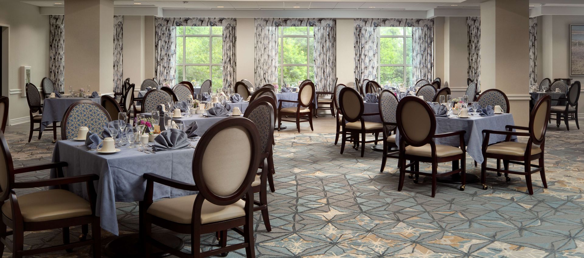 Maplewood Park Place I dining