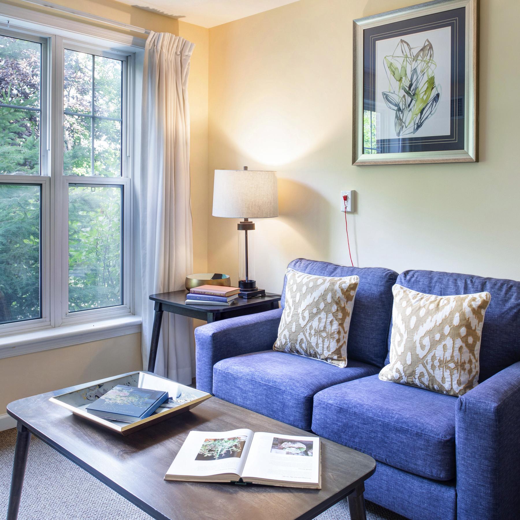 Sunrise of Unionville | Model Suite Living Room