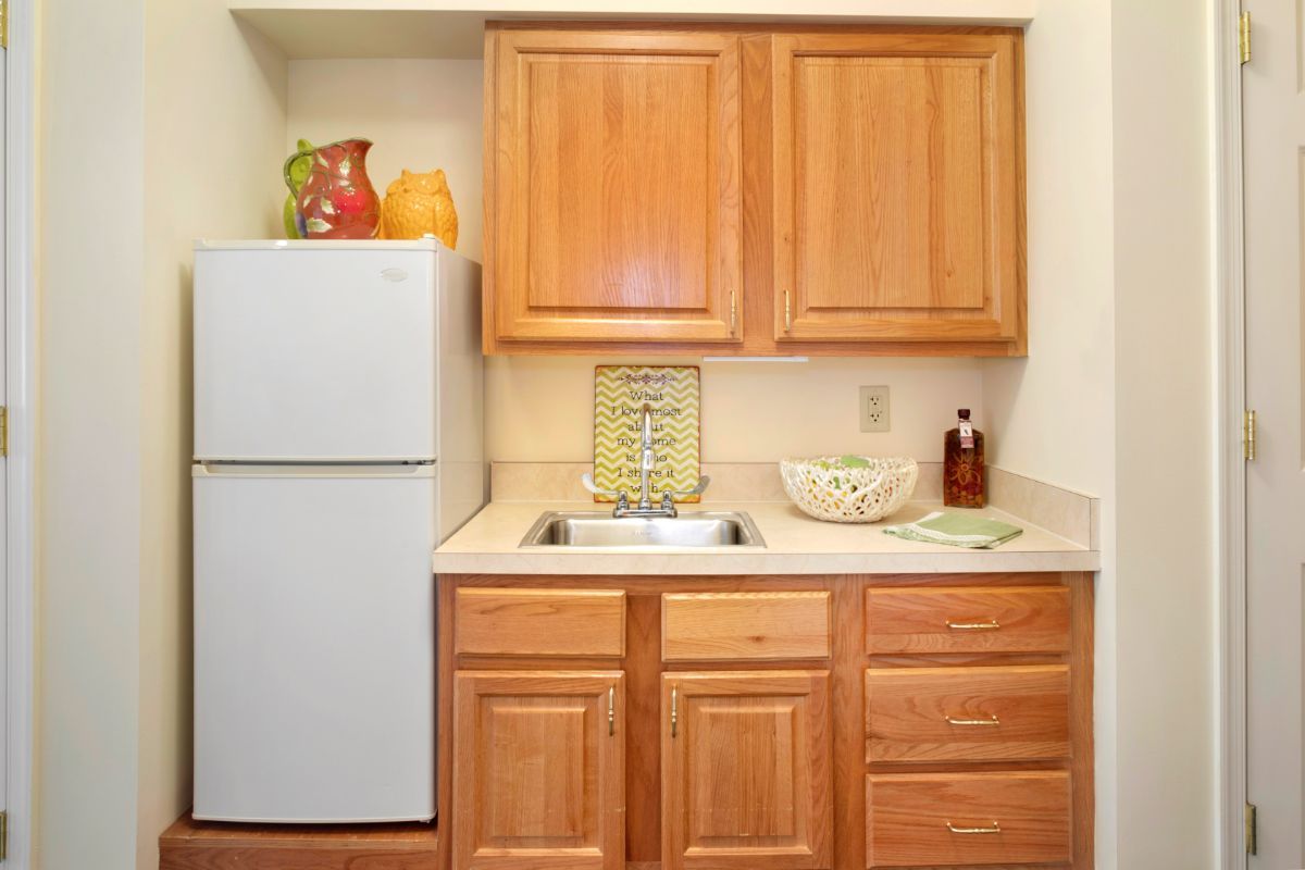 Model Kitchen, Sunrise of Bloomfield