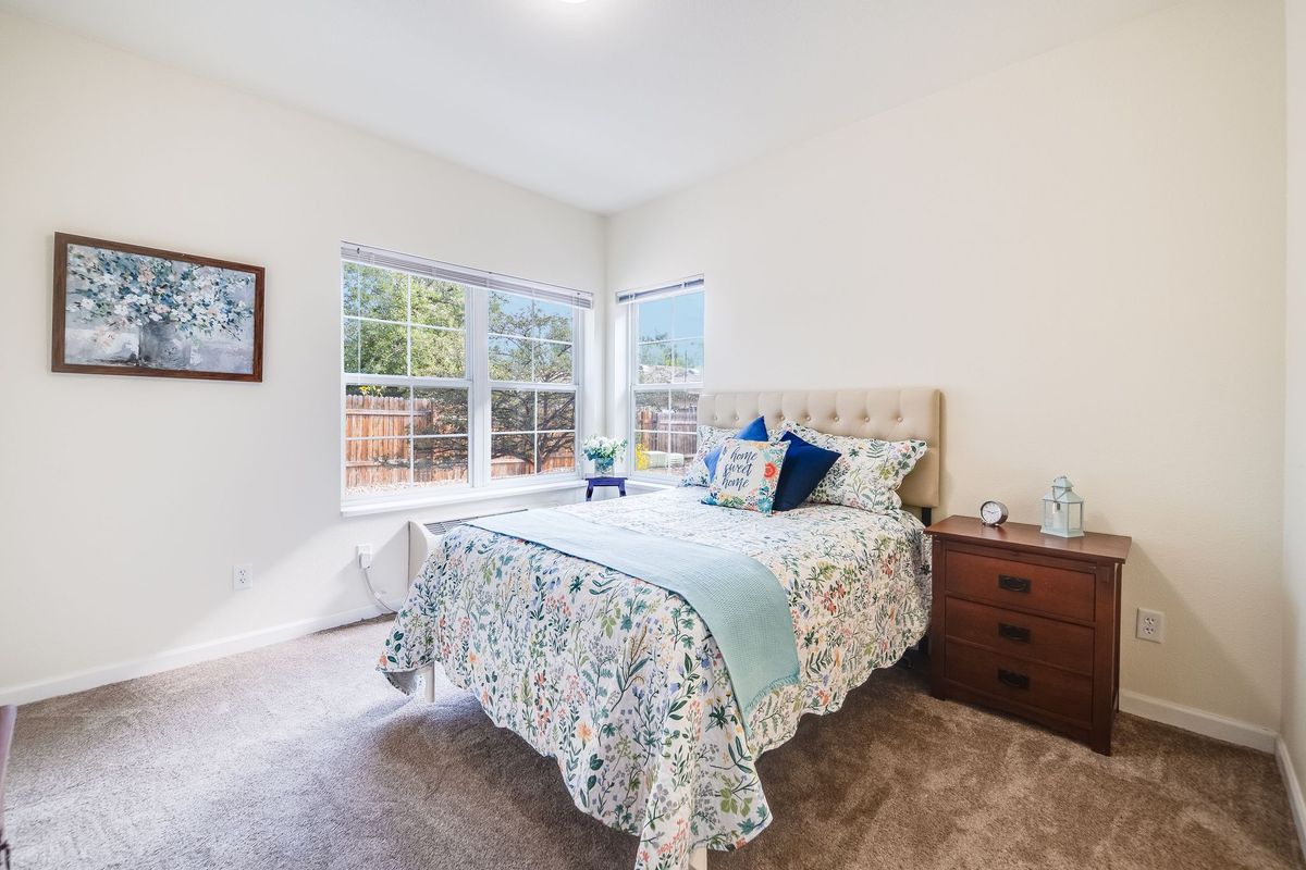 Model Bedroom
