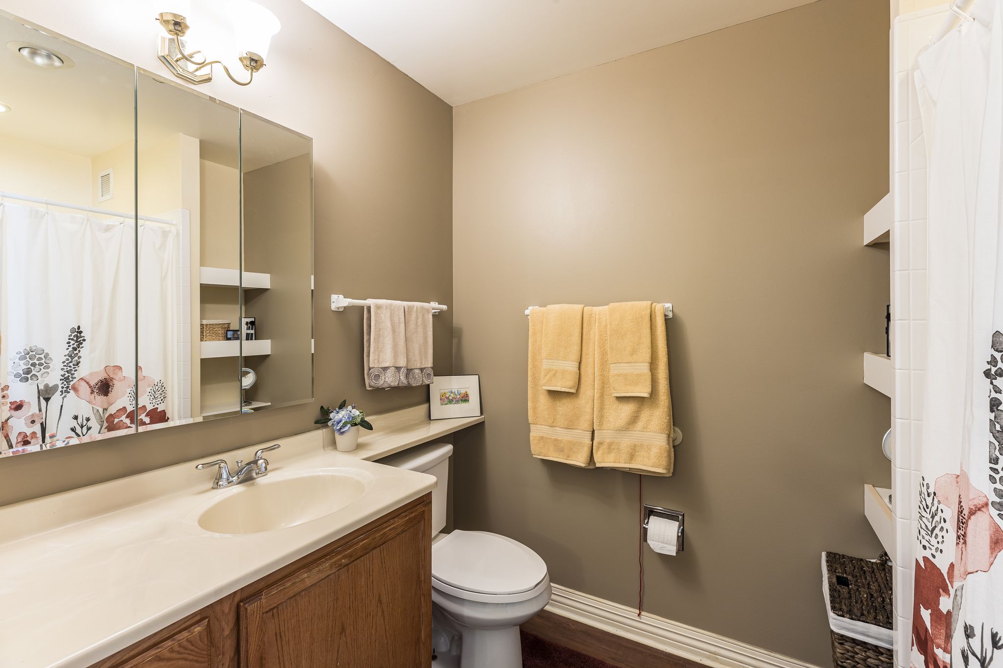 Sunrise on Vernier | Bathroom