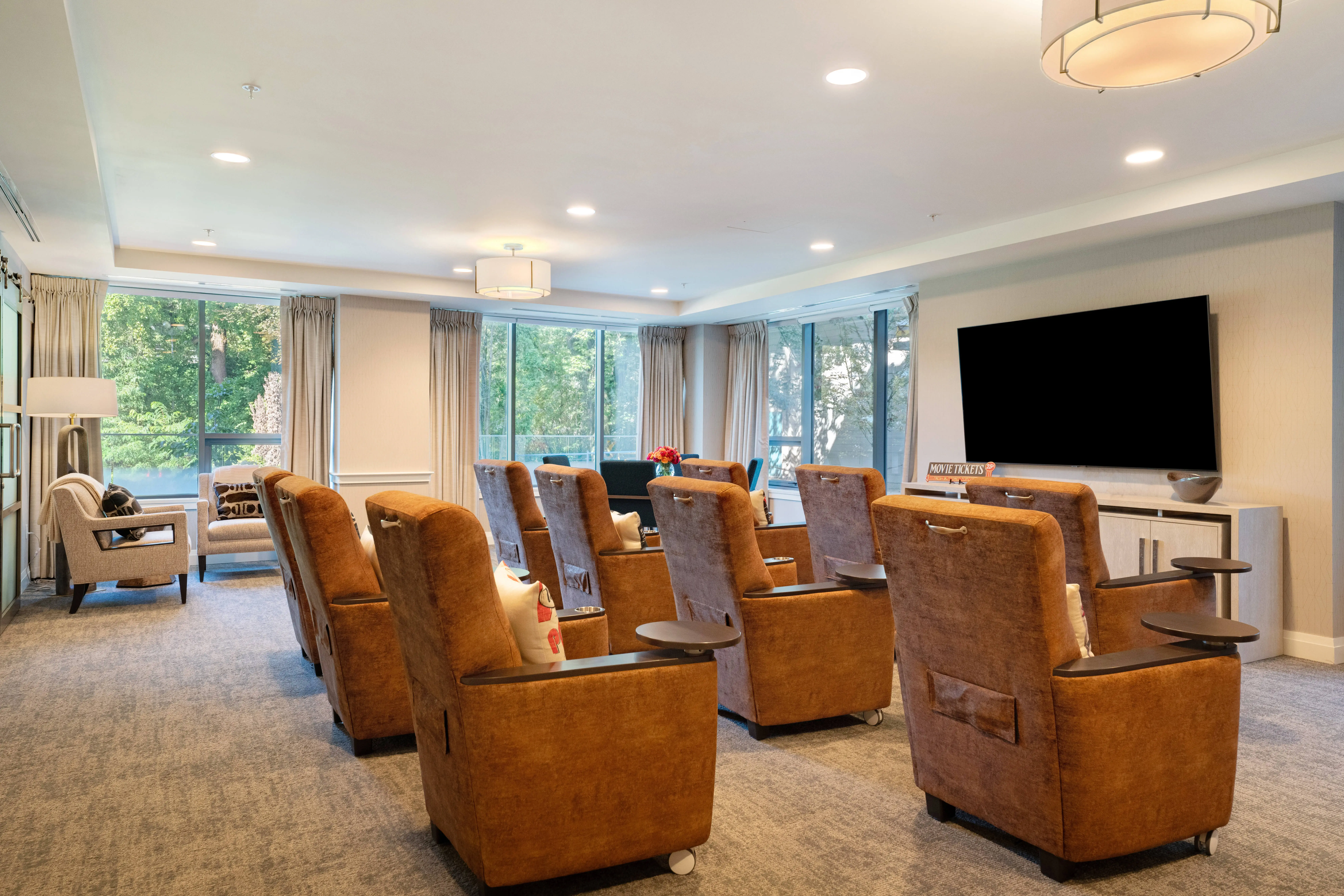 Sunrise at Lonsdale Square | Entertainment Room