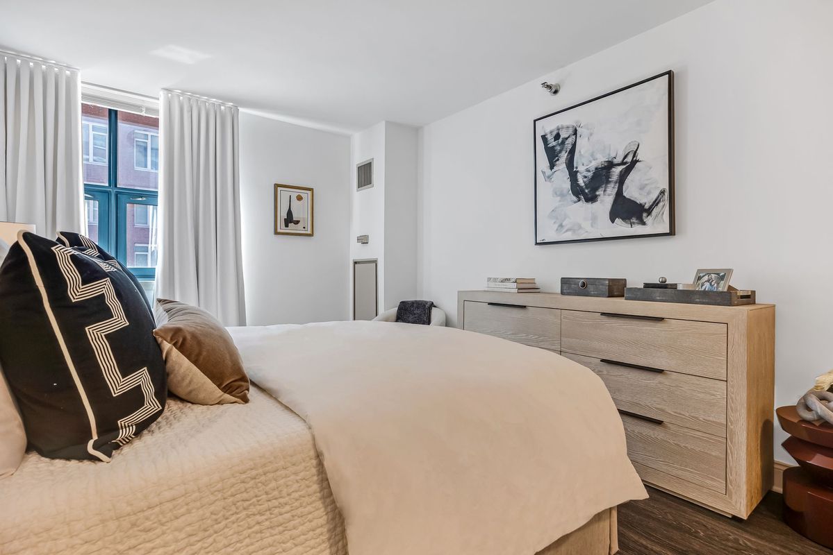 Model Bedroom