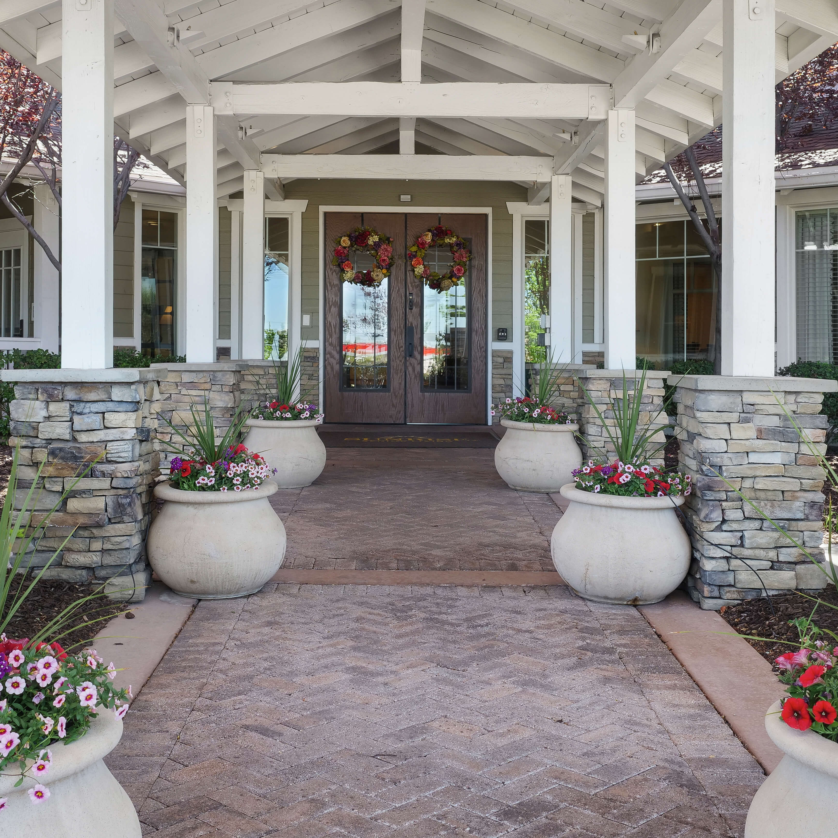  Sunrise of Sandy | Exterior