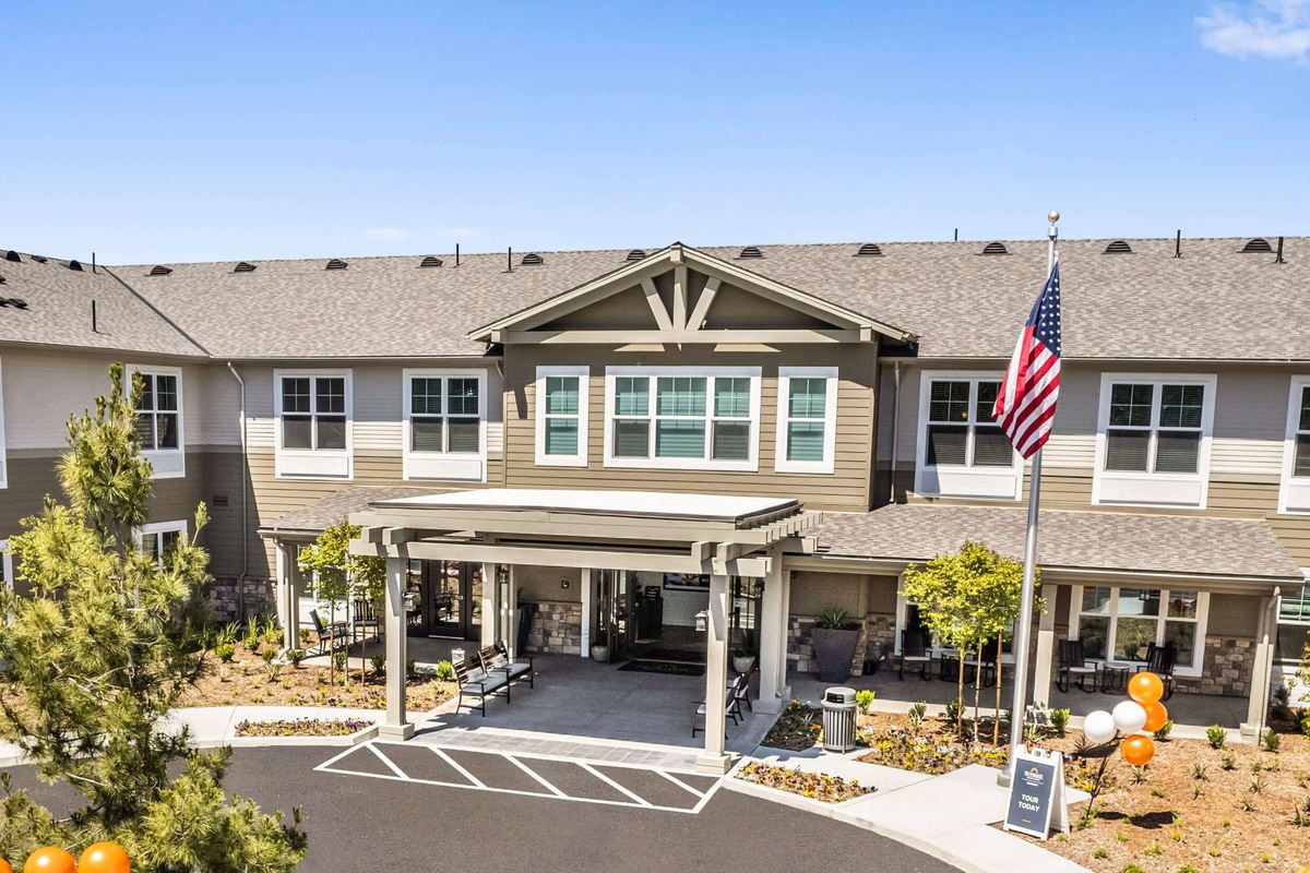 Exterior Photo of Sunrise of Oceanside in Oceanside, CA