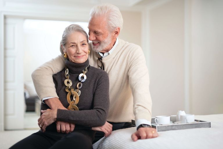 Sunrise at East 56, suite couple