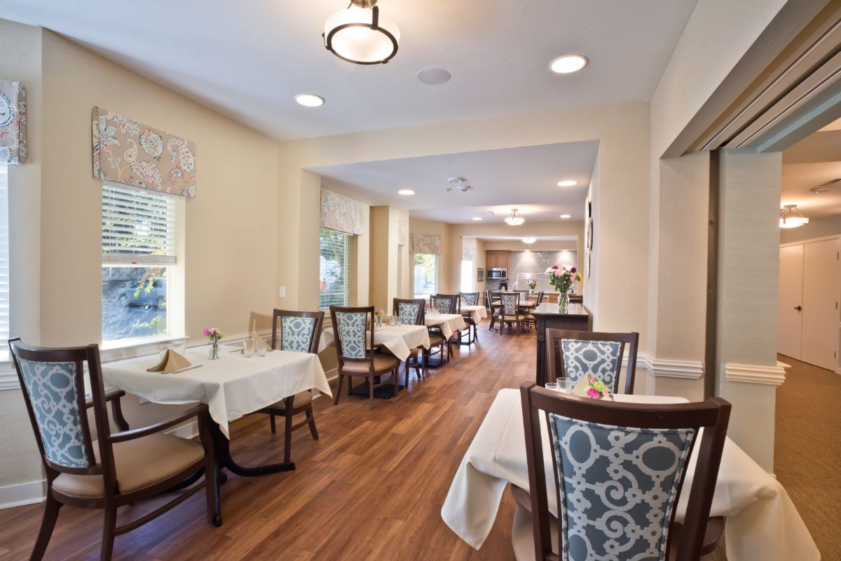 Dining Room, Sunrise of Walnut Creek