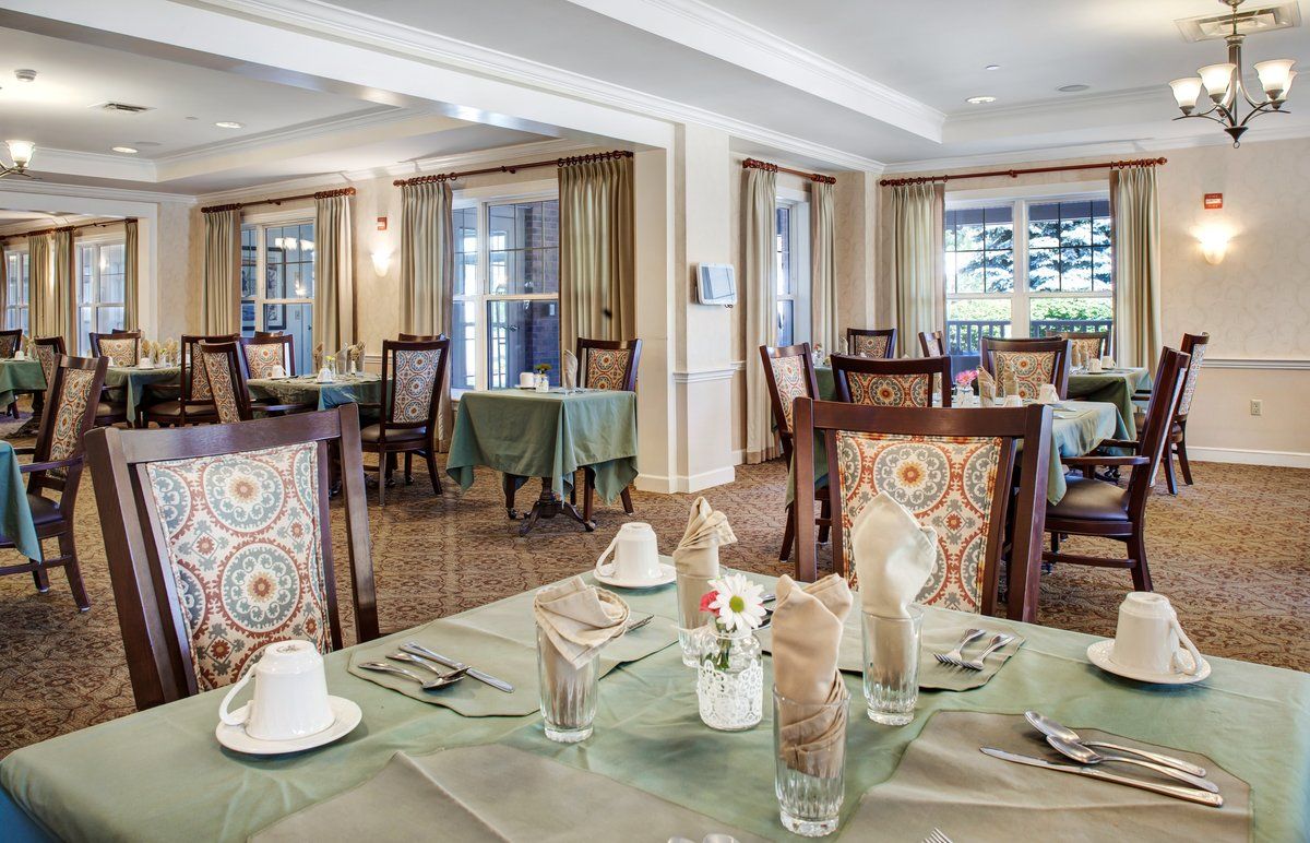 Sunrise of Unionville, Dining Room