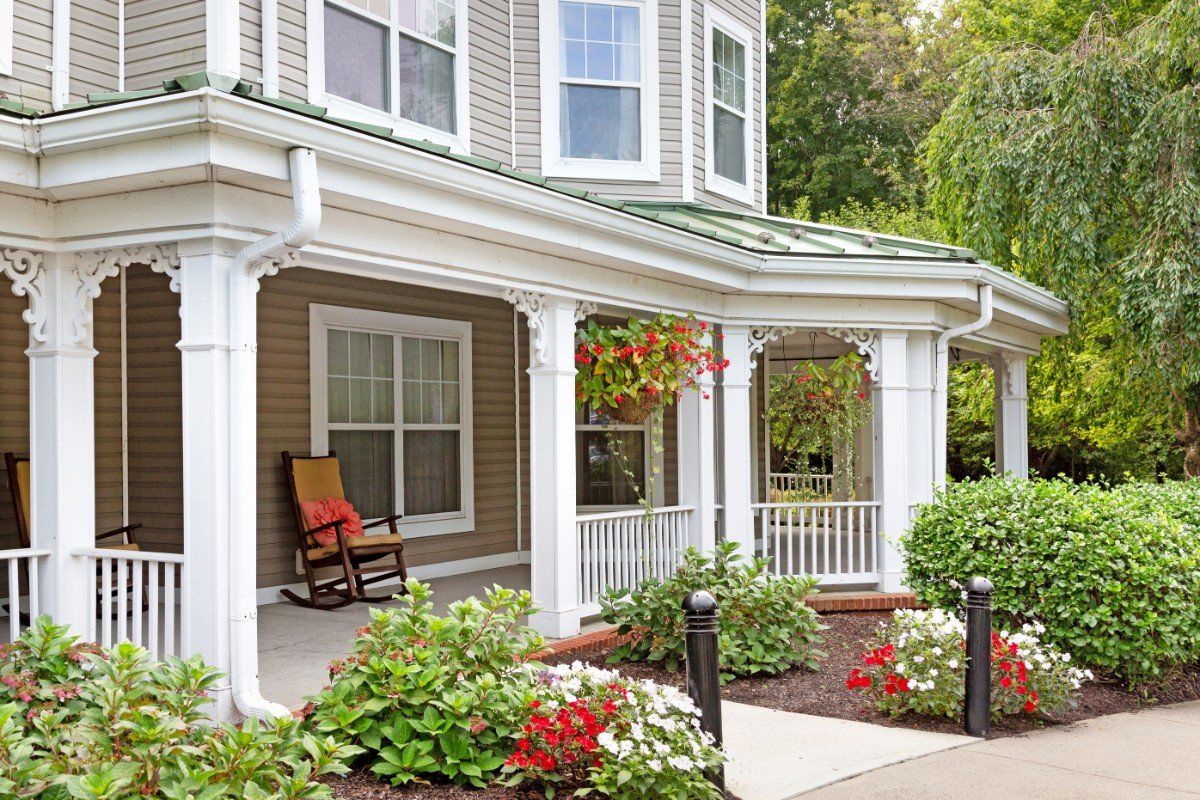 Sunrise of Stamford Covered Porch