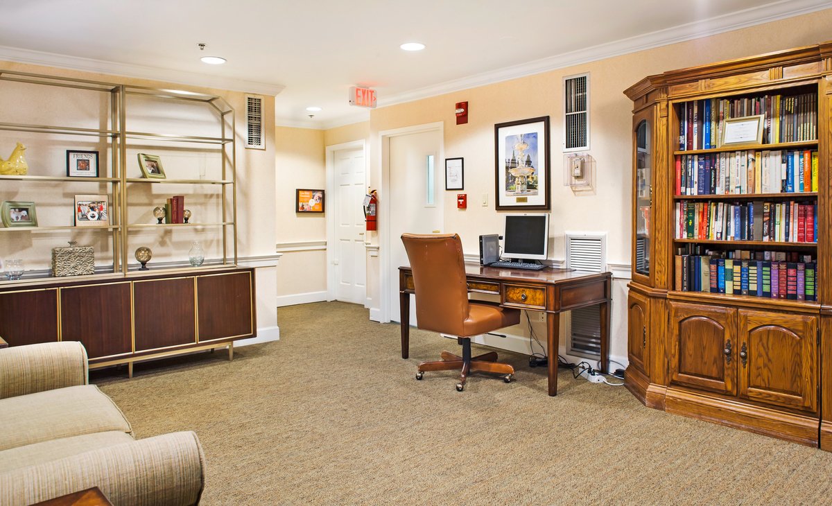 Library | Sunrise of Arlington