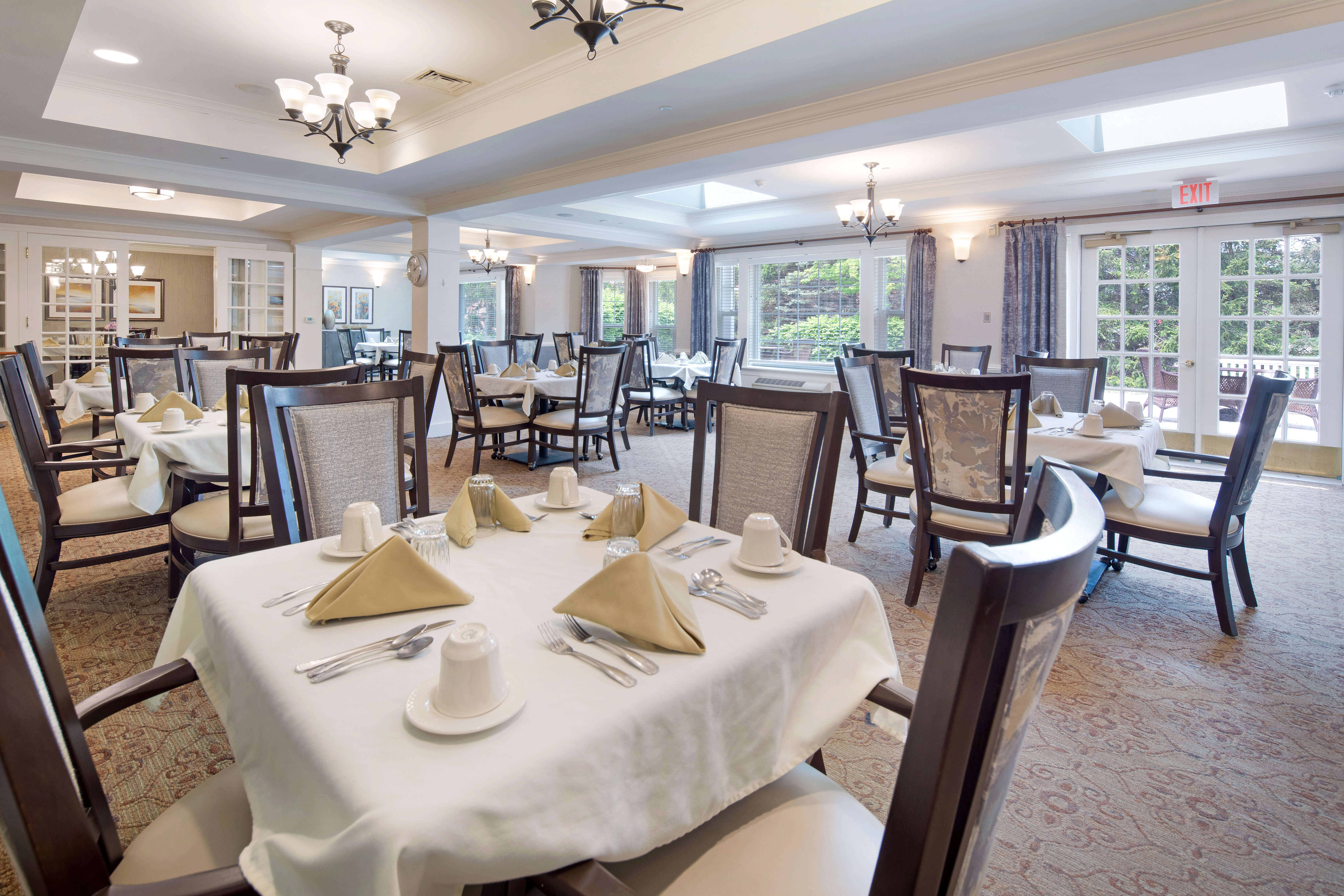 Sunrise of Troy | Dining