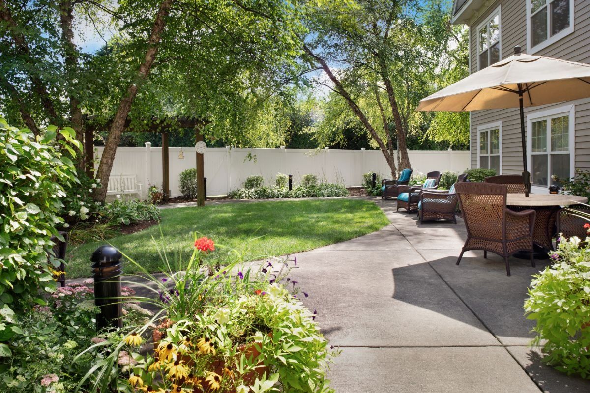 Sunrise of Flossmoor Patio