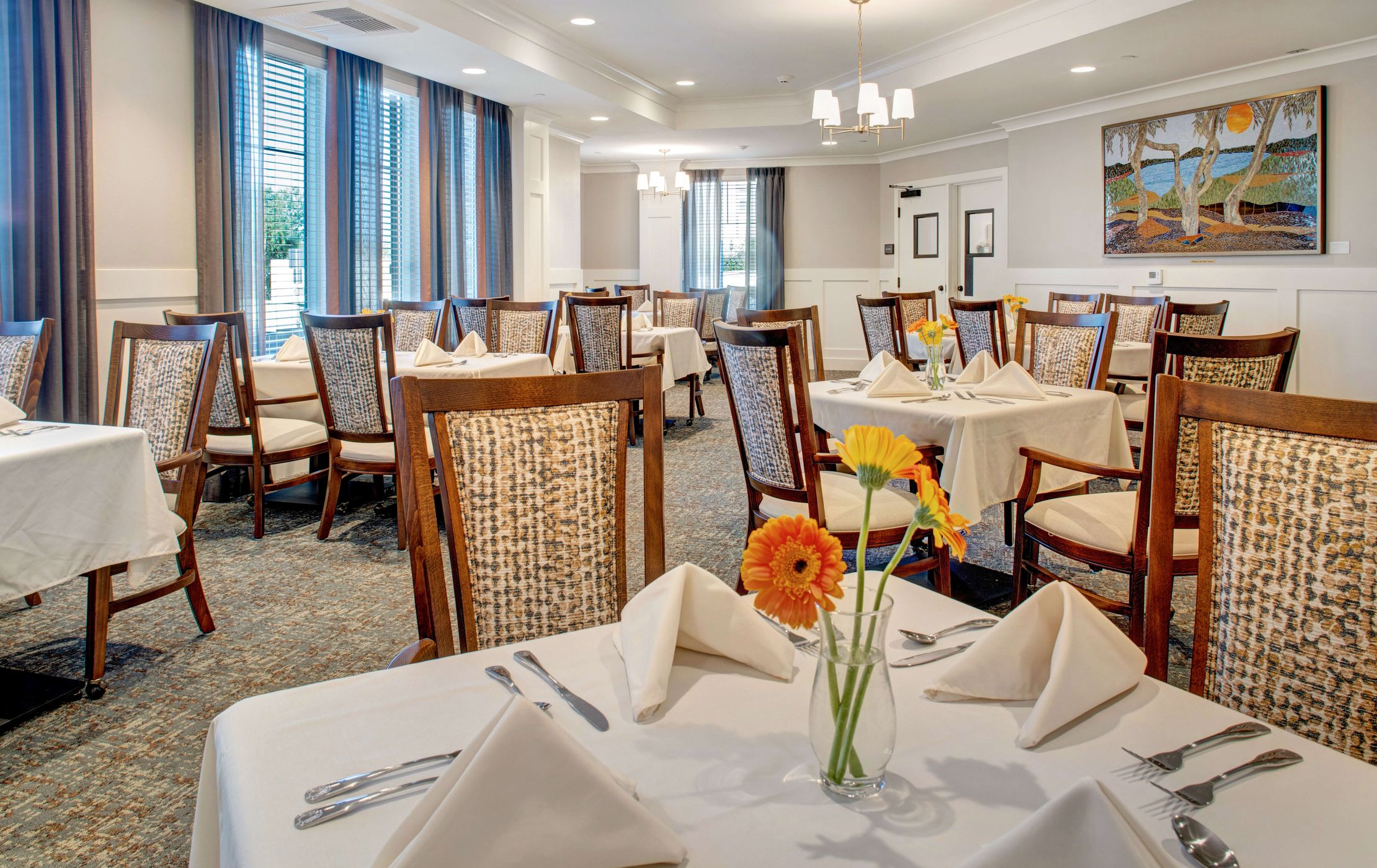 Sunrise of Orange | Dining Room