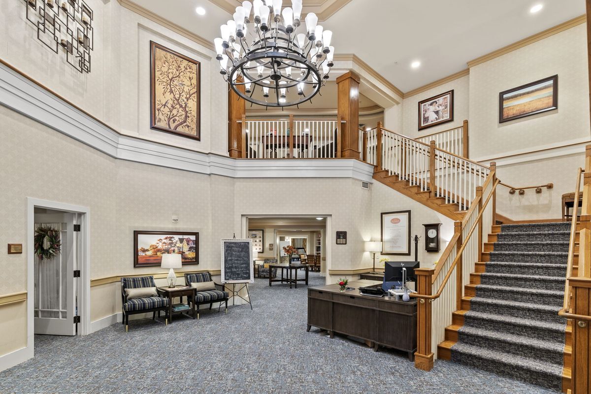 Sunrise of Cary I lobby