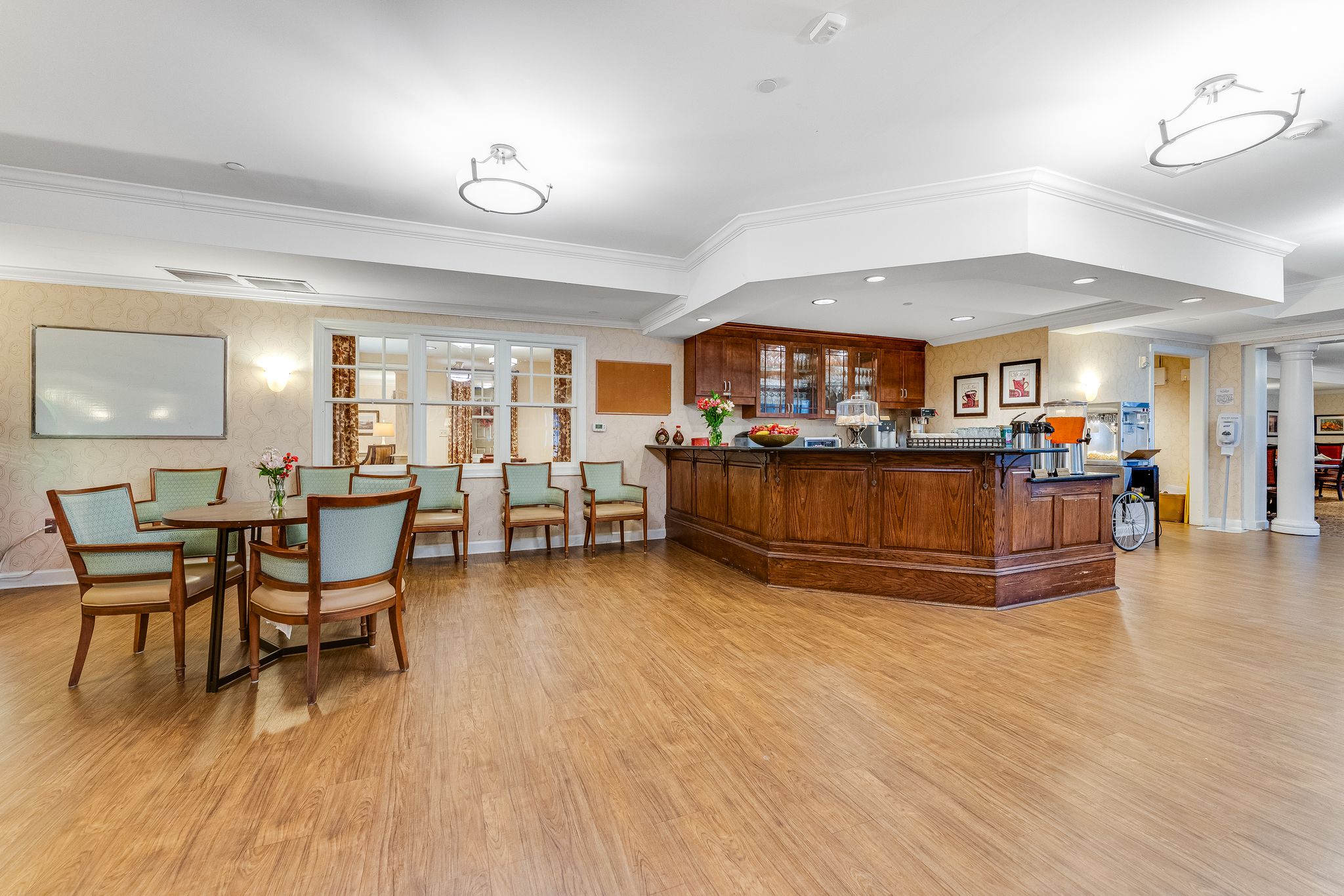 Sunrise of Lynnfield | Bistro