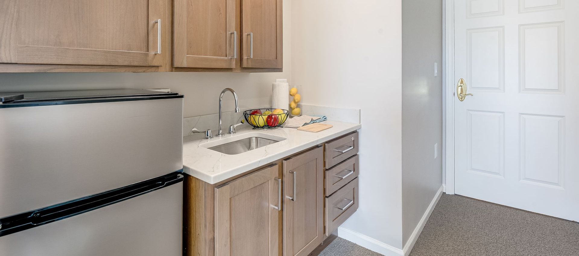 Suite Kitchenette at Sunrise of Smithtown