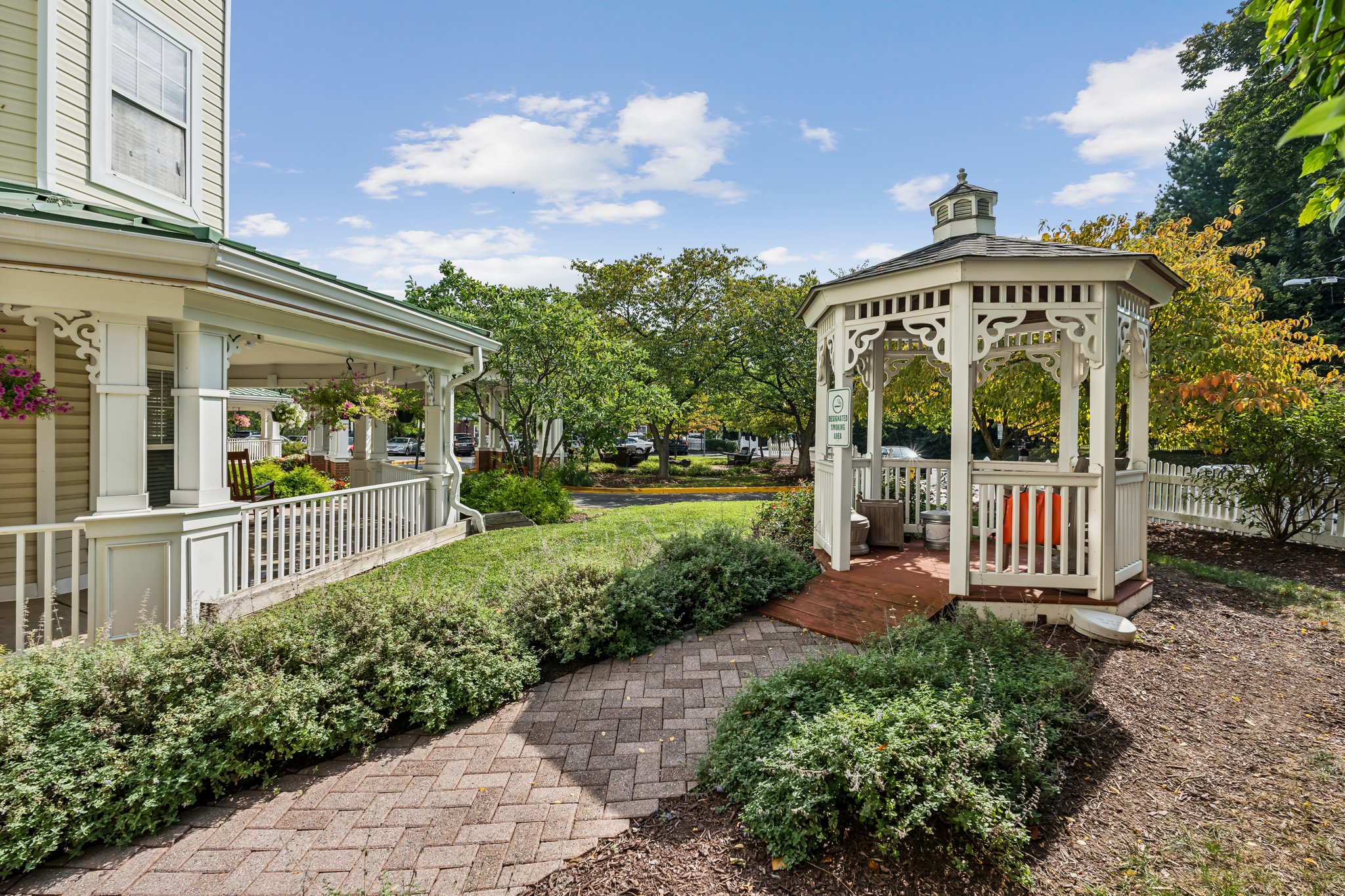 Sunrise of Rockville | Exterior