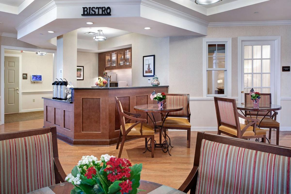 Sunrise of Shelby Township I bistro