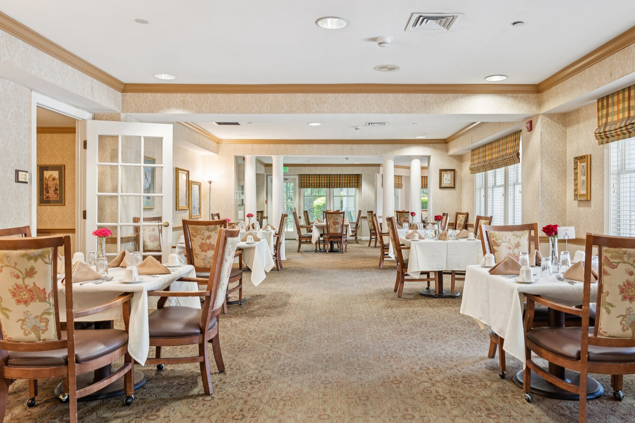 Sunrise of Pikesville | Dining